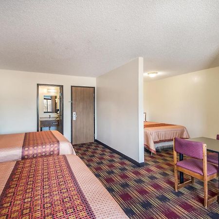 Americas Best Value Inn&Suites Harrisonville Exterior foto