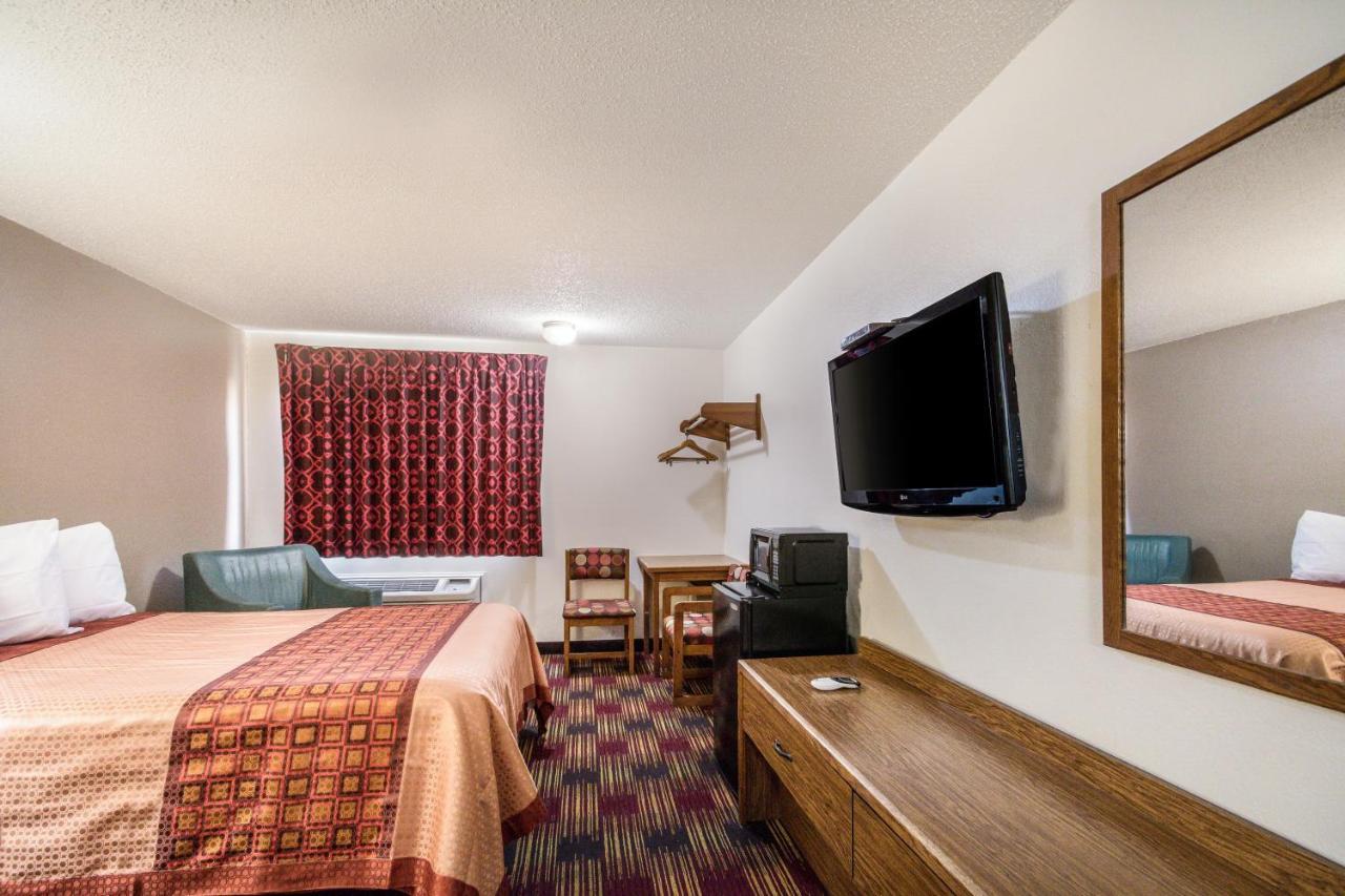 Americas Best Value Inn&Suites Harrisonville Exterior foto