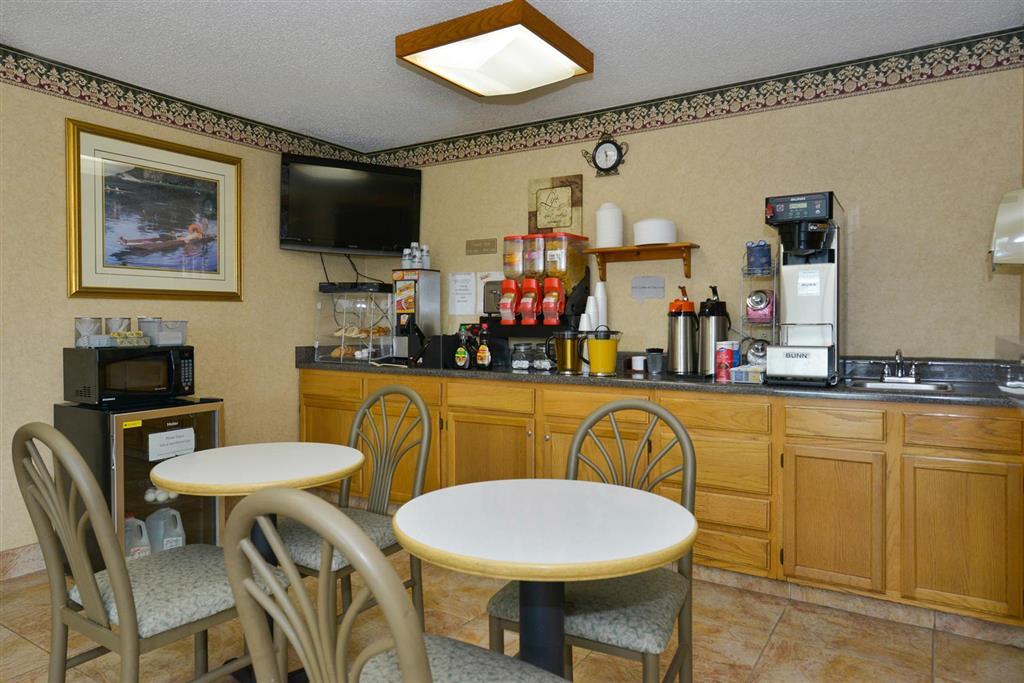 Americas Best Value Inn&Suites Harrisonville Restaurante foto