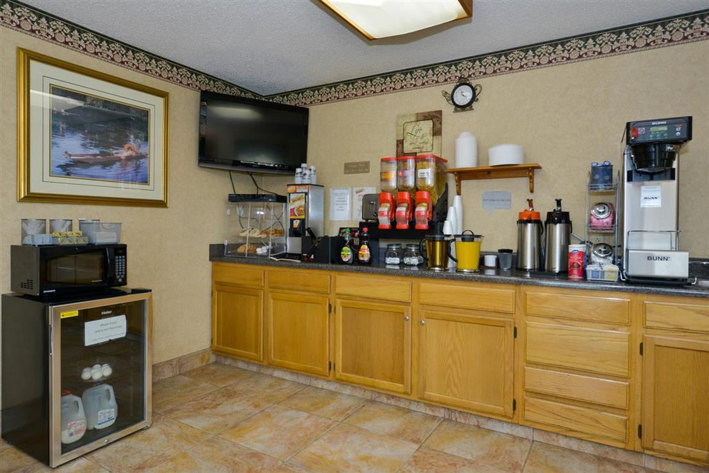 Americas Best Value Inn&Suites Harrisonville Restaurante foto