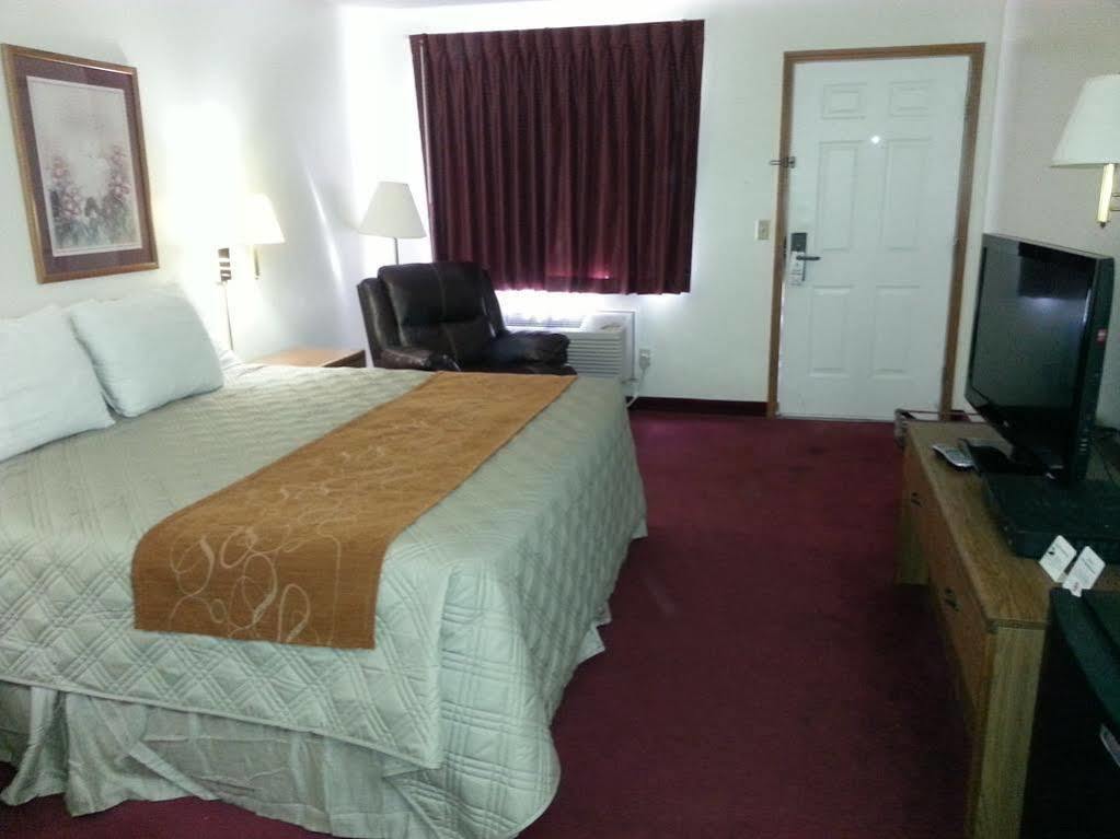 Americas Best Value Inn&Suites Harrisonville Exterior foto